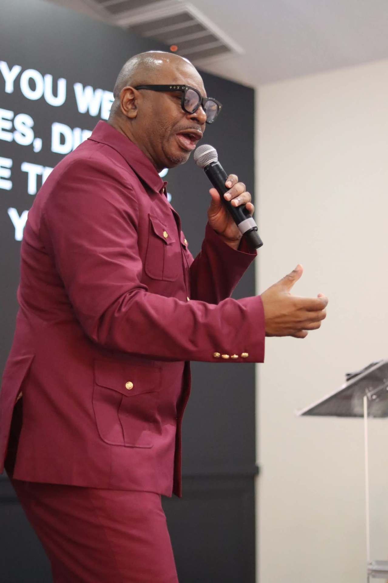 Pastor Myron Barfield preaching